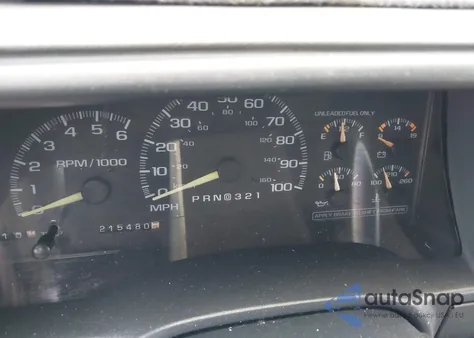 1998 Chevrolet C1500 Fleetside из США, поврежденный, VIN 2GCEC19R2W1108282